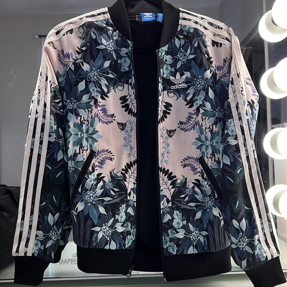 Adidas track jacket limited edition butterfly rainforest blue purple size xs